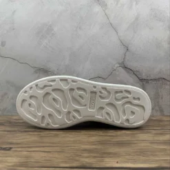 HypeYourBeast Alexander McQueen White / Pink Sparkle