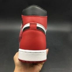 HypeYourBeast Air Jordan 1 Retro High OG 'Chicago'