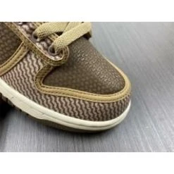 HypeYourBeast Undefeated X Nike Dunk Low SP 'Canteen' 21 HypeYourBeast Undefeated X Nike Dunk Low SP 'Canteen'