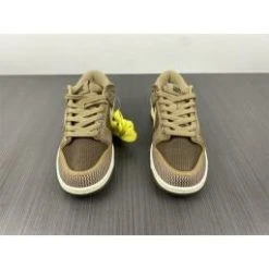 HypeYourBeast Undefeated X Nike Dunk Low SP 'Canteen' 13 HypeYourBeast Undefeated X Nike Dunk Low SP 'Canteen'