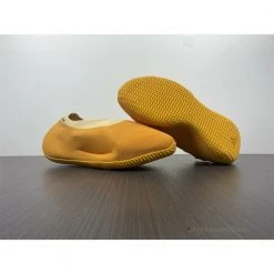 HypeYourBeast Yeezy Knit Runner