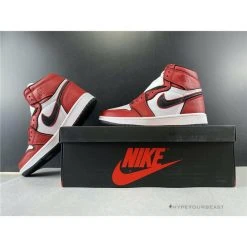 Hypeyourbeast Air Jordan 1 High Chicago 'Double Hook'