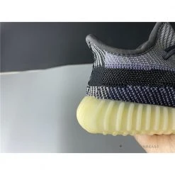 Hypeyourbeast Adidas Yeezy Boost 350 V2 'Carbon'