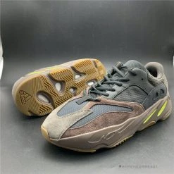 HypeYourBeast Adidas Yeezy Boost 700 'Mauve'