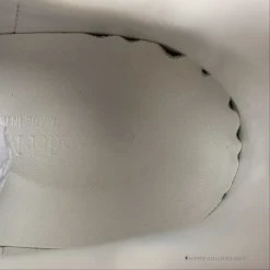 HypeYourBeast Alexander McQueen White / Green A. Mcqueen 27 HypeYourBeast Alexander McQueen White / Green A. Mcqueen