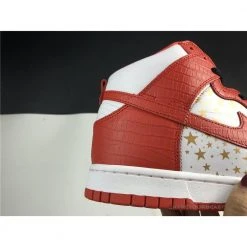 Hypeyourbeast Nike Dunk High X Supreme Red 23 Hypeyourbeast Nike Dunk High X Supreme Red