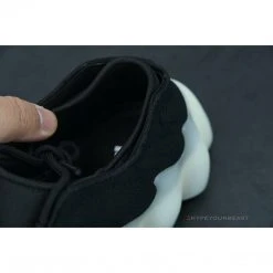 Hypeyourbeast Adidas Yeezy Boost 400 Black/White 23 Hypeyourbeast Adidas Yeezy Boost 400 Black/White