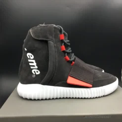 Hypeyourbeast Yeezy Boost 750 Black / White / Supreme 45 Hypeyourbeast Yeezy Boost 750 Black / White / Supreme
