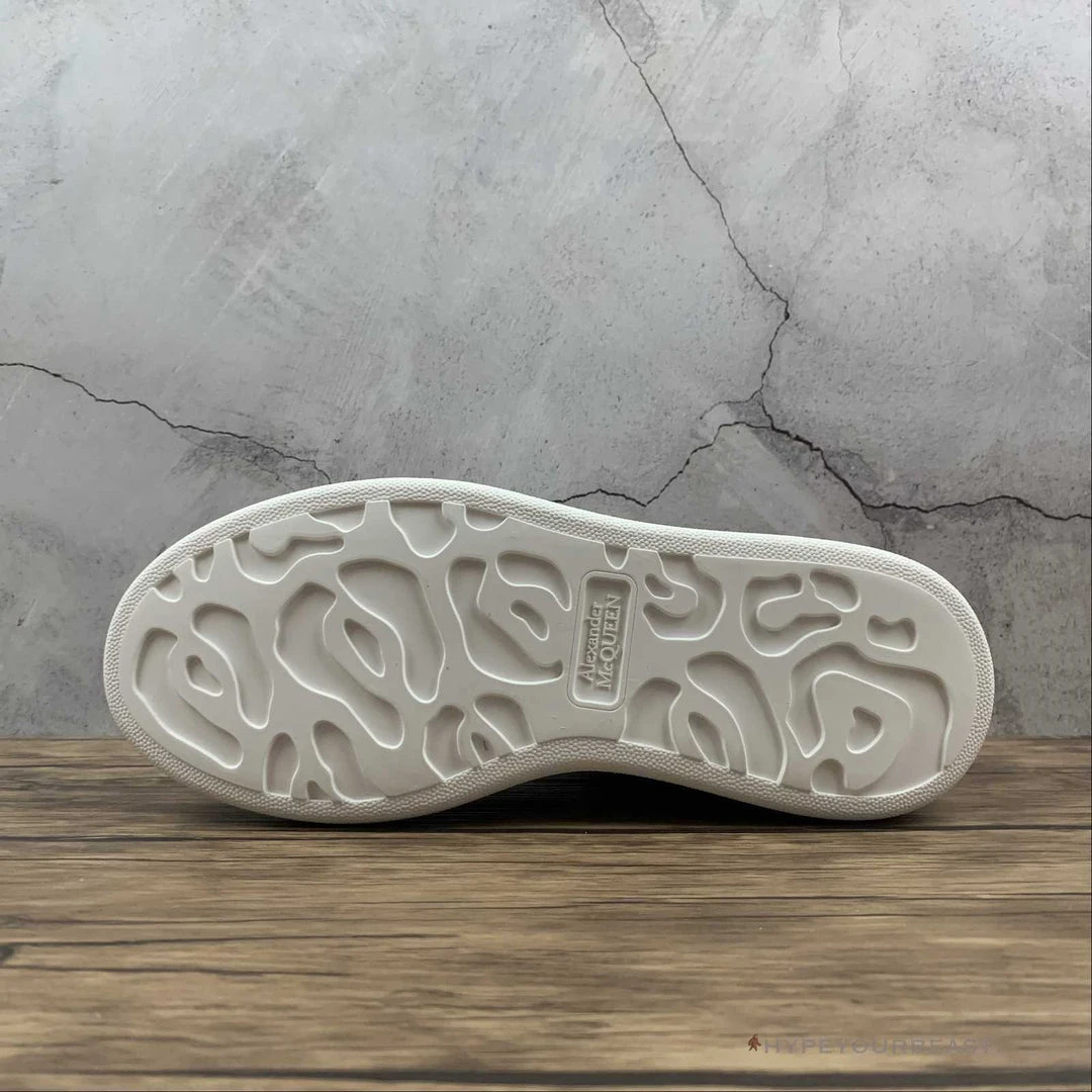 HypeYourBeast A. Mcqueen Alexander McQueen White / Orange 7 HypeYourBeast A. Mcqueen Alexander McQueen White / Orange