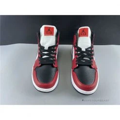 Hypeyourbeast Air Jordan 1 Mid 'Chicago' 21 Hypeyourbeast Air Jordan 1 Mid 'Chicago'