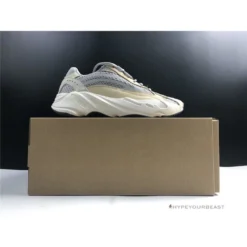 Hypeyourbeast Adidas Yeezy Boost 700 V2 'Cream'