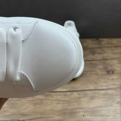 HypeYourBeast Alexander McQueen White / Green A. Mcqueen 23 HypeYourBeast Alexander McQueen White / Green A. Mcqueen