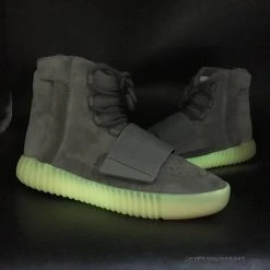 Hypeyourbeast Yeezy Boost 750 Light Grey