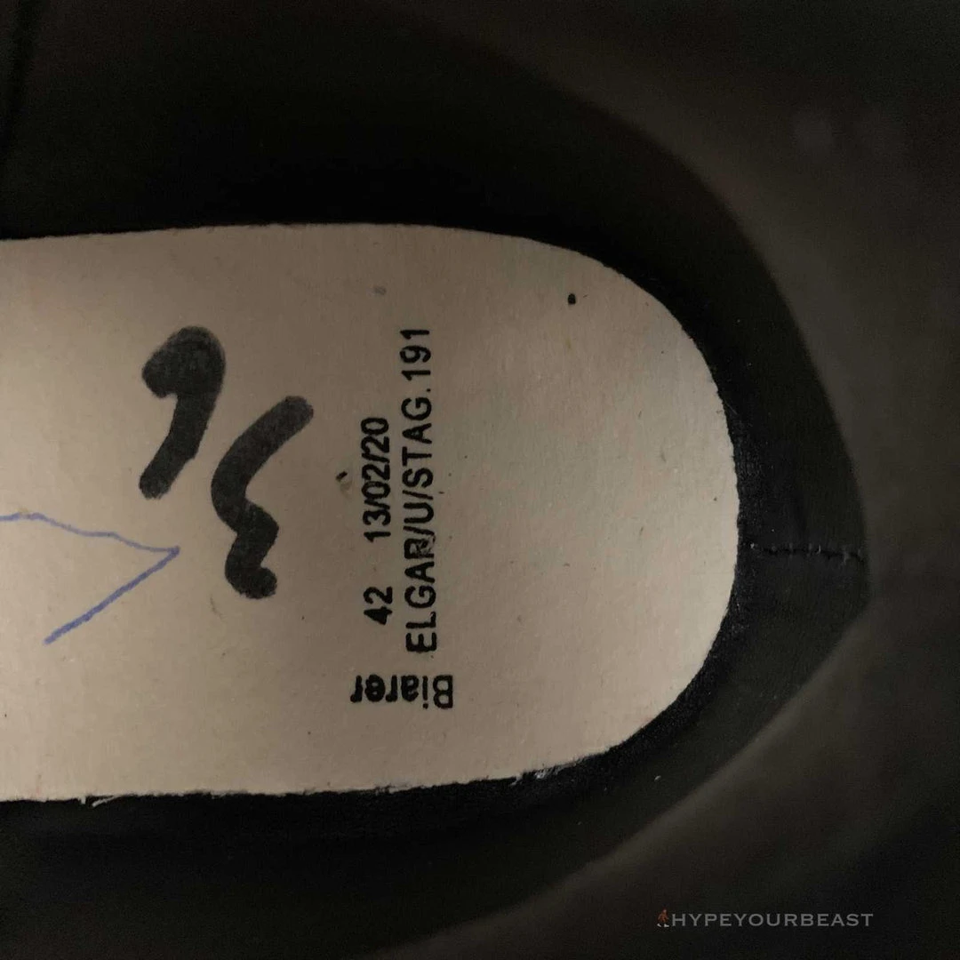 HypeYourBeast Alexander McQueen Black / Black / White A. Mcqueen 10 HypeYourBeast Alexander McQueen Black / Black / White A. Mcqueen