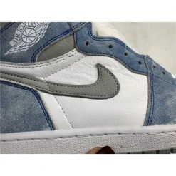 Hypeyourbeast Air Jordan 1 High 'Hyper Royal'