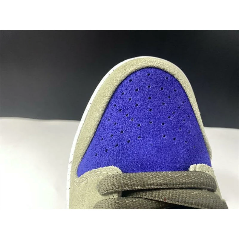 HypeYourBeast Nike Dunk Low SB 'ACG Celadon' 9 HypeYourBeast Nike Dunk Low SB 'ACG Celadon'