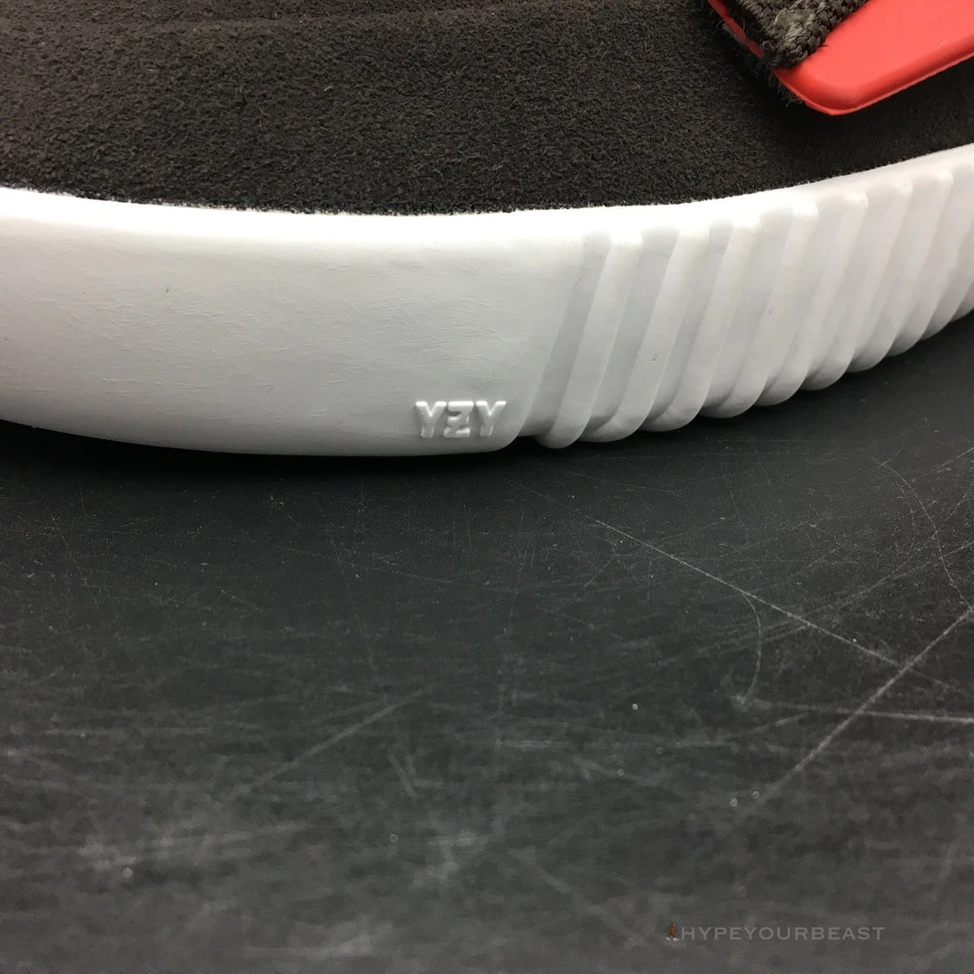 Hypeyourbeast Yeezy Boost 750 Black / White / Supreme 21 Hypeyourbeast Yeezy Boost 750 Black / White / Supreme