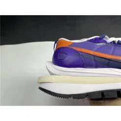 HypeYourBeast Nike Vaporwaffle Sacai Dark Iris