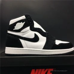 Hypeyourbeast Jordan 1 High OG