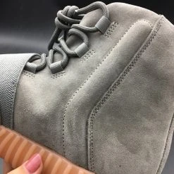 Hypeyourbeast Yeezy Boost 750 Light Grey