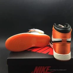Hypeyourbeast Air Jordan 1 Retro High OG 'Shattered Backboard'