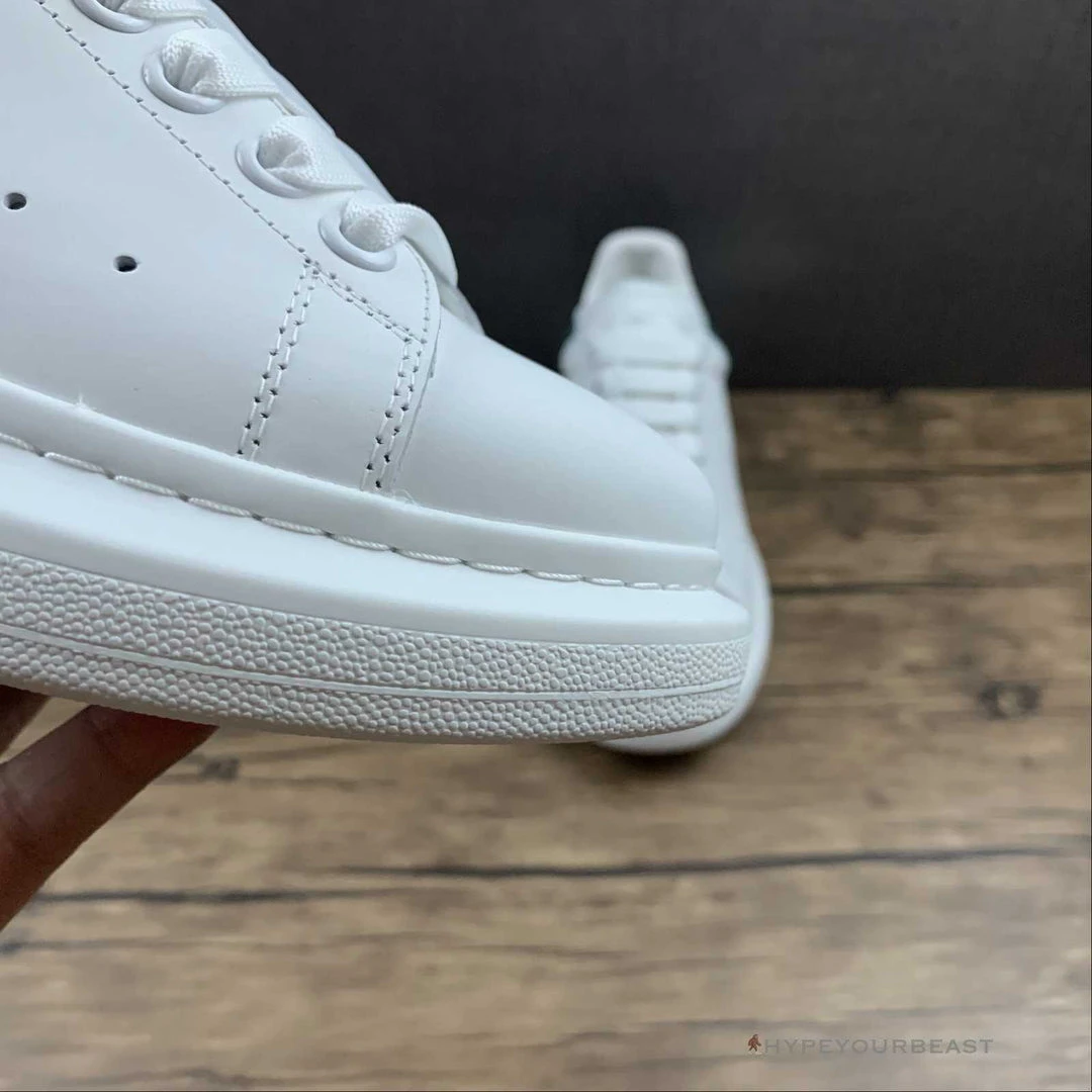 HypeYourBeast Alexander McQueen White / Green A. Mcqueen 9 HypeYourBeast Alexander McQueen White / Green A. Mcqueen