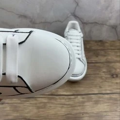 HypeYourBeast Alexander McQueen White / Black Outline