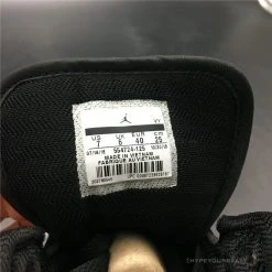 Hypeyourbeast Air Jordan 1 Mid SE WMNS 'Multi Patent' 19 Hypeyourbeast Air Jordan 1 Mid SE WMNS 'Multi Patent'