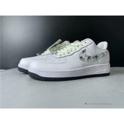 HypeYourBeast Nike Air Force 1 Low 'Daisy Pack'