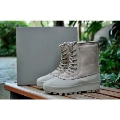 Hypeyourbeast Adidas Yeezy 950 Light Grey