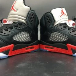 Hypeyourbeast Air Jordan 5 Satin Bred