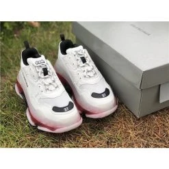 Hypeyourbeast Balenciaga BCG Triple S White / Red 13 Hypeyourbeast Balenciaga BCG Triple S White / Red