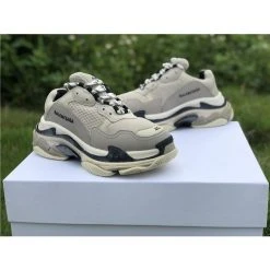 Hypeyourbeast BCG Triple S Vanille Balenciaga