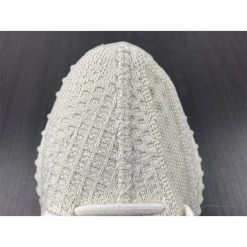 Hypeyourbeast Adidas Yeezy Boost 350 V2 'Bone' 31 Hypeyourbeast Adidas Yeezy Boost 350 V2 'Bone'