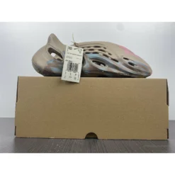 Hypeyourbeast Adidas Yeezy Foam Runner 'MX Sand' 23 Hypeyourbeast Adidas Yeezy Foam Runner 'MX Sand'