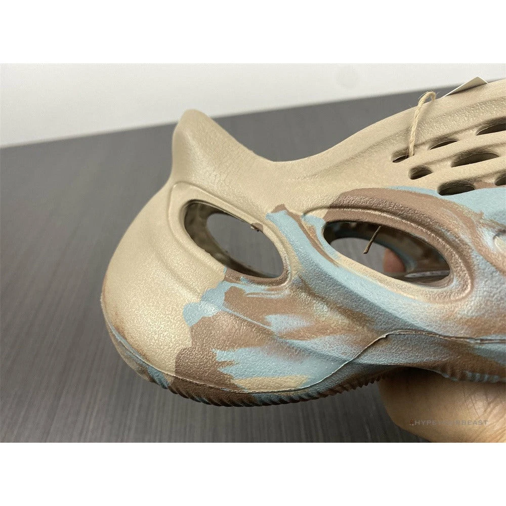 Hypeyourbeast Adidas Yeezy Foam Runner 'MX Sand' 11 Hypeyourbeast Adidas Yeezy Foam Runner 'MX Sand'