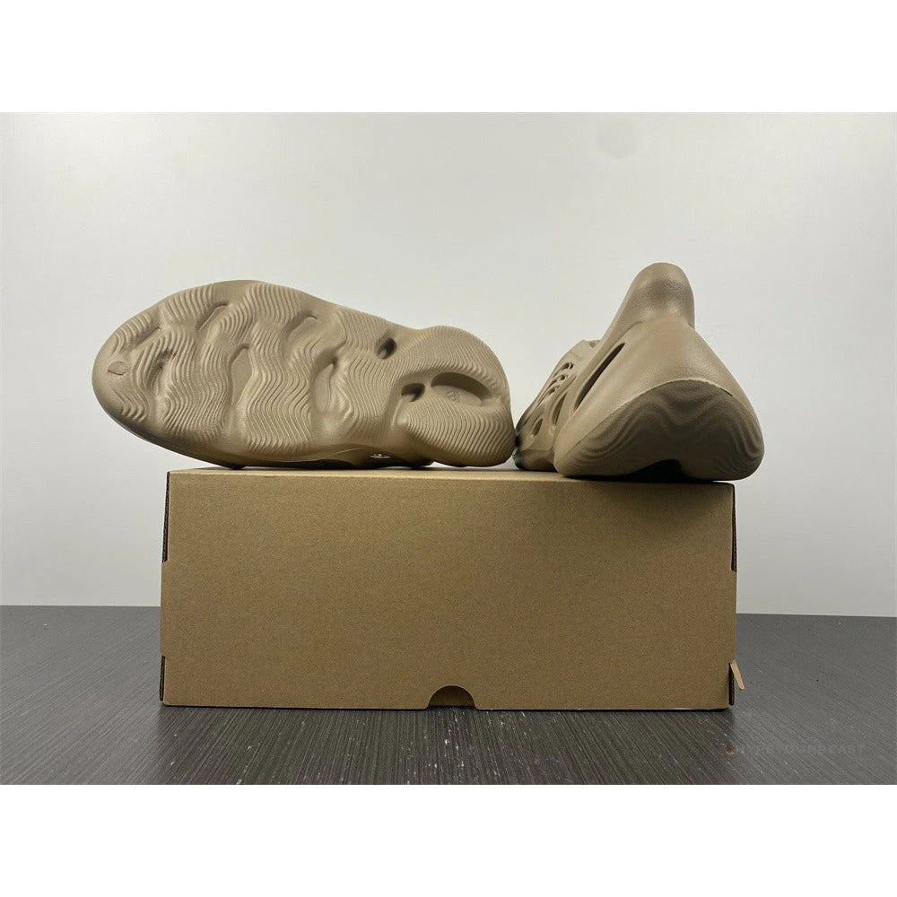 Hypeyourbeast Adidas Yeezy Foam Runner 'Ochre' 13 Hypeyourbeast Adidas Yeezy Foam Runner 'Ochre'