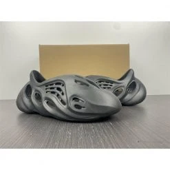 Hypeyourbeast Yeezy Foam Runner Black