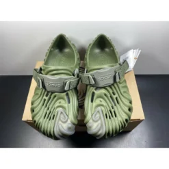 Hypeyourbeast Slides Crocs Pollex Clog By Salehe Bembury Menemsha Cucumber