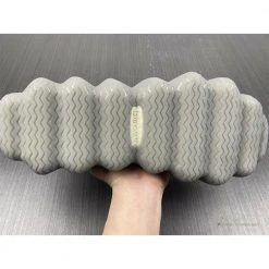 Hypeyourbeast Adidas Yeezy 400 'Coconut Grey'