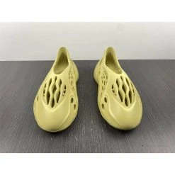 Hypeyourbeast Yeezy Foam Runner 'Yellow'