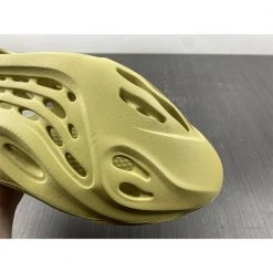 Hypeyourbeast Yeezy Foam Runner 'Yellow'