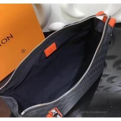 Hypeyourbeast DAMIER COBALT RACE DISCOVERY MESSENGER PM 13 Hypeyourbeast DAMIER COBALT RACE DISCOVERY MESSENGER PM