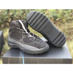 Hypeyourbeast Yeezy Season 6 Desert Rat Boot Black