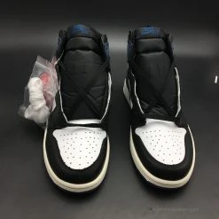 Hypeyourbeast Air Jordan 1 Retro High OG Blue Moon