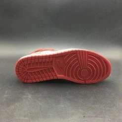 HypeYourBeast Air Jordan 1 Retro High OG 'Chicago'