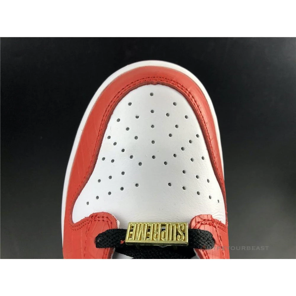 Hypeyourbeast Nike Dunk High X Supreme Red 14 Hypeyourbeast Nike Dunk High X Supreme Red