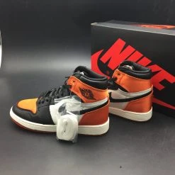 Hypeyourbeast Air Jordan 1 Retro High OG 'Shattered Backboard'