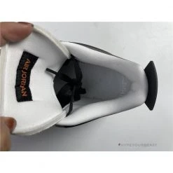 HypeYourBeast Air Jordan 4 Retro 'Starfish'