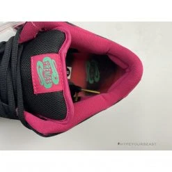 Hypeyourbeast Nike SB Dunk Low Premium Anthracite/Black-Pink Force Crystal Mint 24 Hypeyourbeast Nike SB Dunk Low Premium Anthracite/Black-Pink Force Crystal Mint